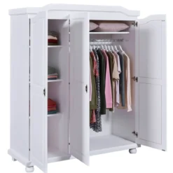 Armoire en bois massif 3 portes