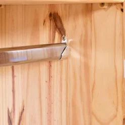 Armoire en bois massif 3 portes