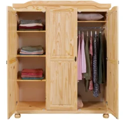Armoire en bois massif 3 portes