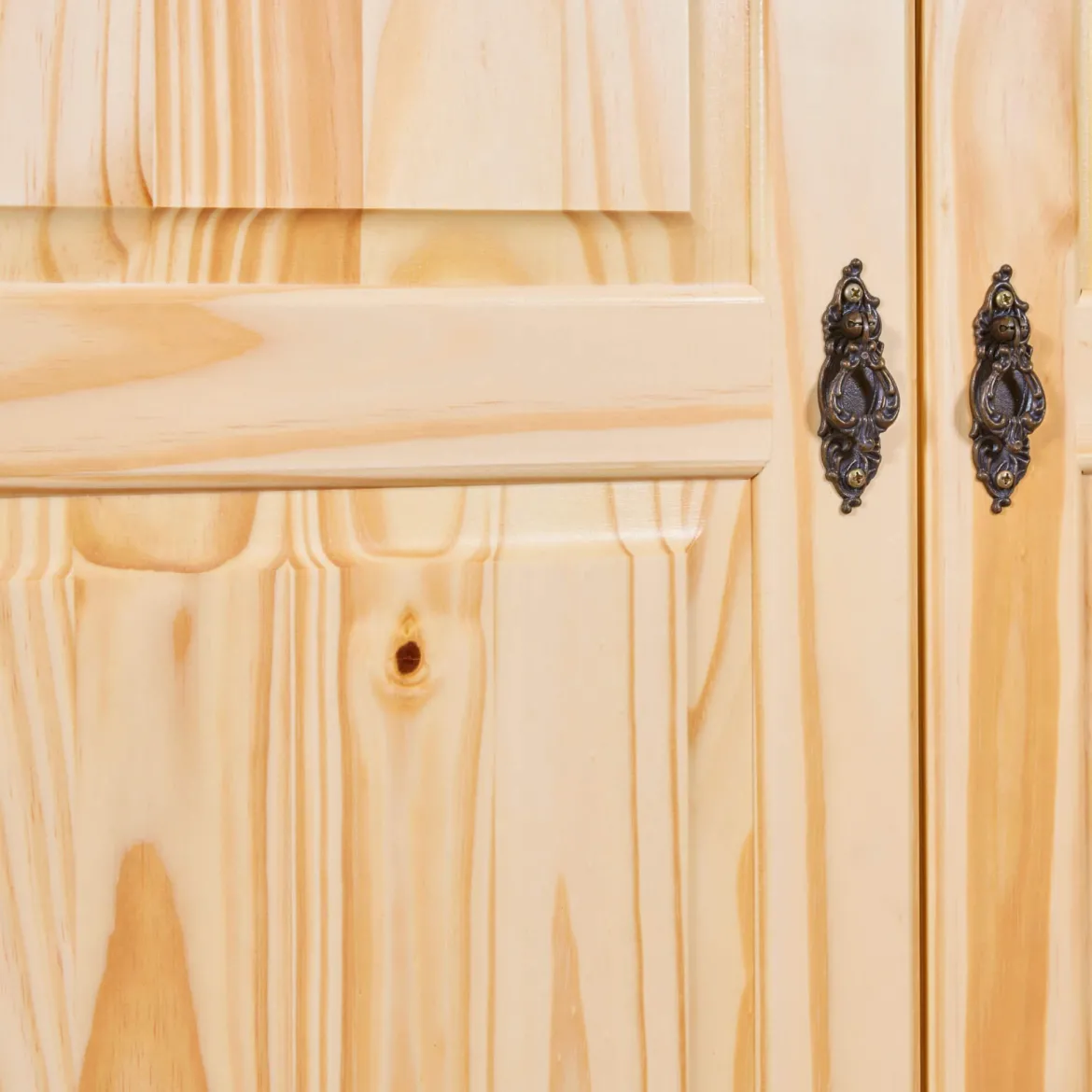 Armoire 2 portes en bois massif chêne clair - AR12042