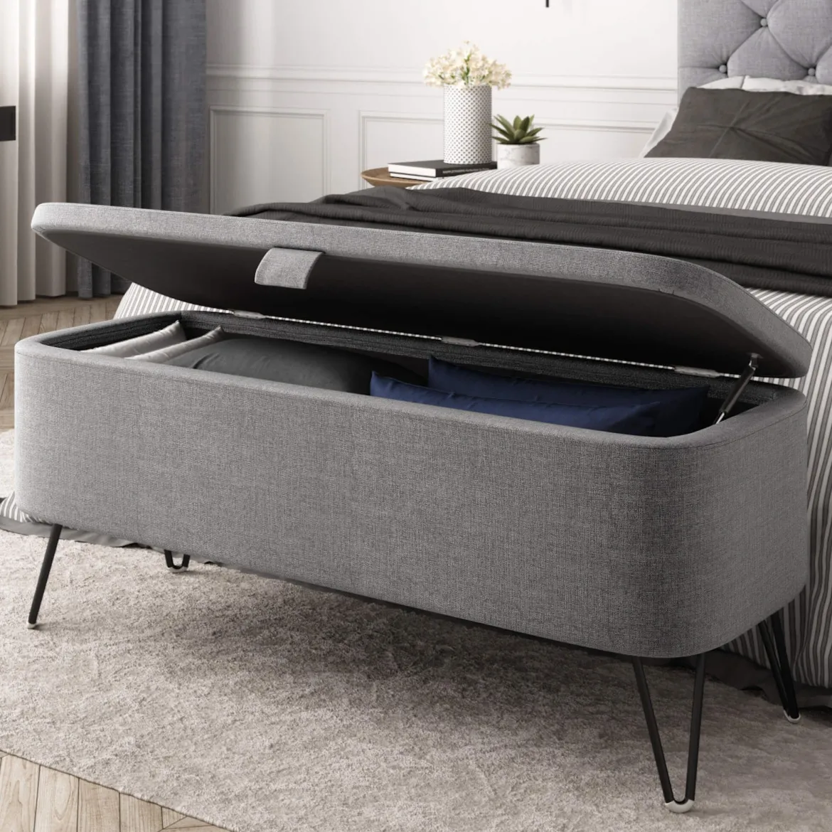Banc de lit en tissu avec coffre de rangement et pieds épingles noirs - BA17025