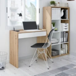 Bureau en bois avec tiroir