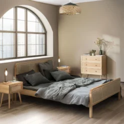 Chambre complète lit cannage avec commode et 2 chevets bois naturel ANNA