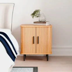 Chevet bois à portes scandinave Linje
