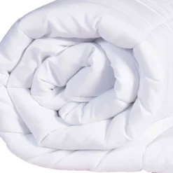 Couette mi-saison anti-punaises et anti-insectes enveloppe microfibre 350g