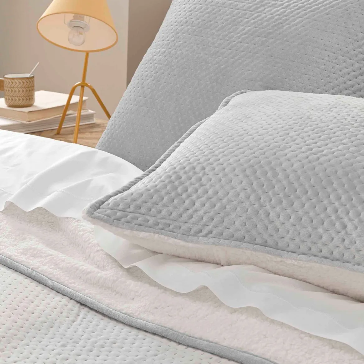 Couvre-lit velours relief/sherpa Mylene