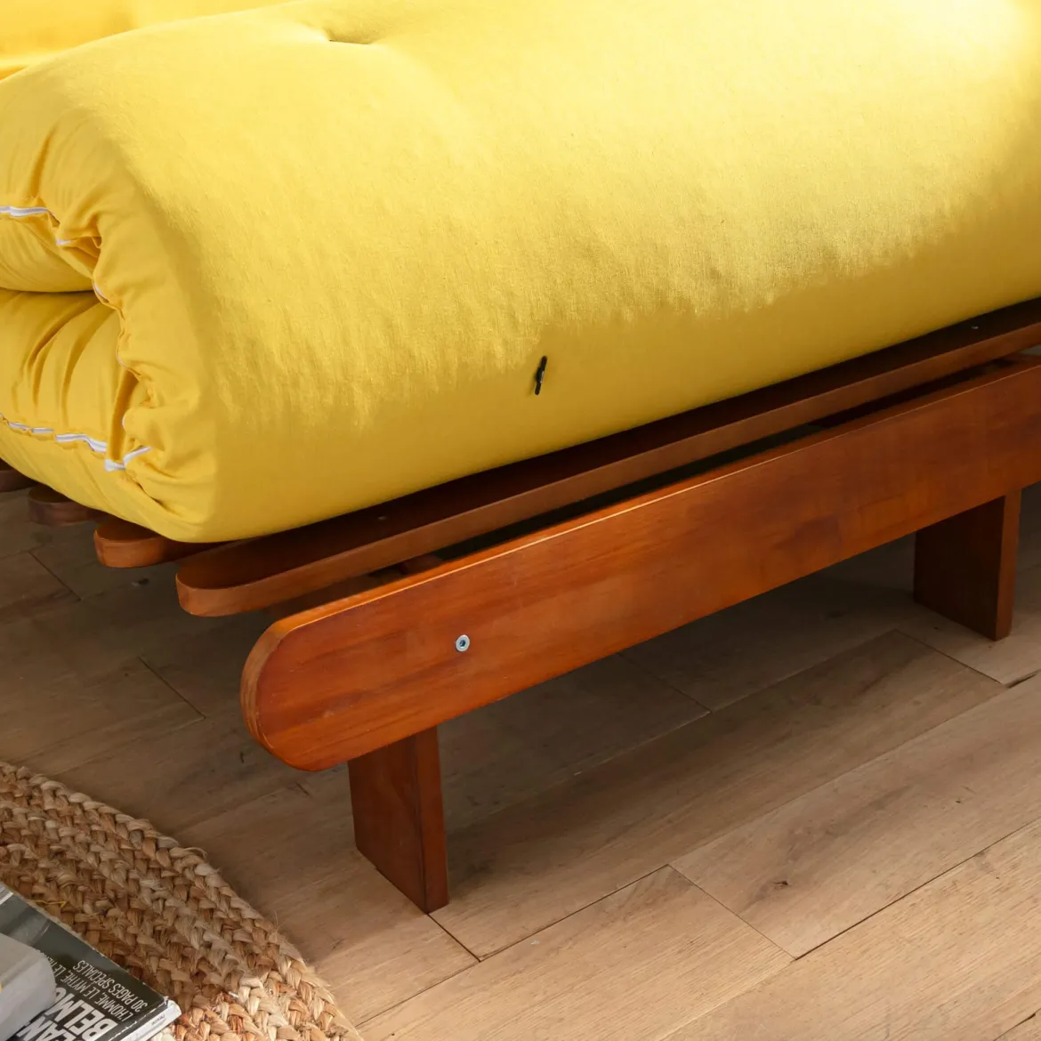 Ensemble matelas futon en coton et structure en bois massif noisette