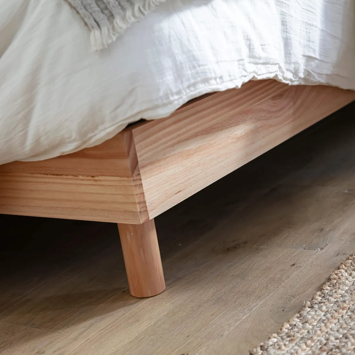 Ensemble matelas mousse + sommier bois massif