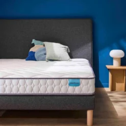 Ensemble sommier et matelas mousse HD et mémoire de forme très ferme Merinos Chill Bed