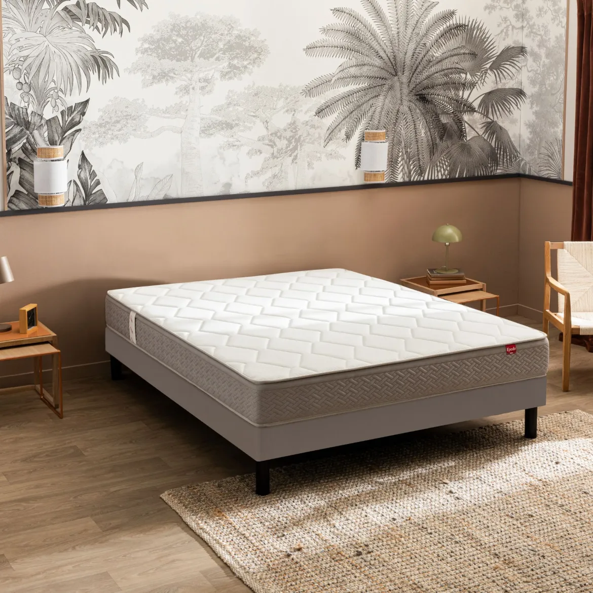 Ensemble sommier et matelas ressorts multispires ferme Epeda Dépaysant
