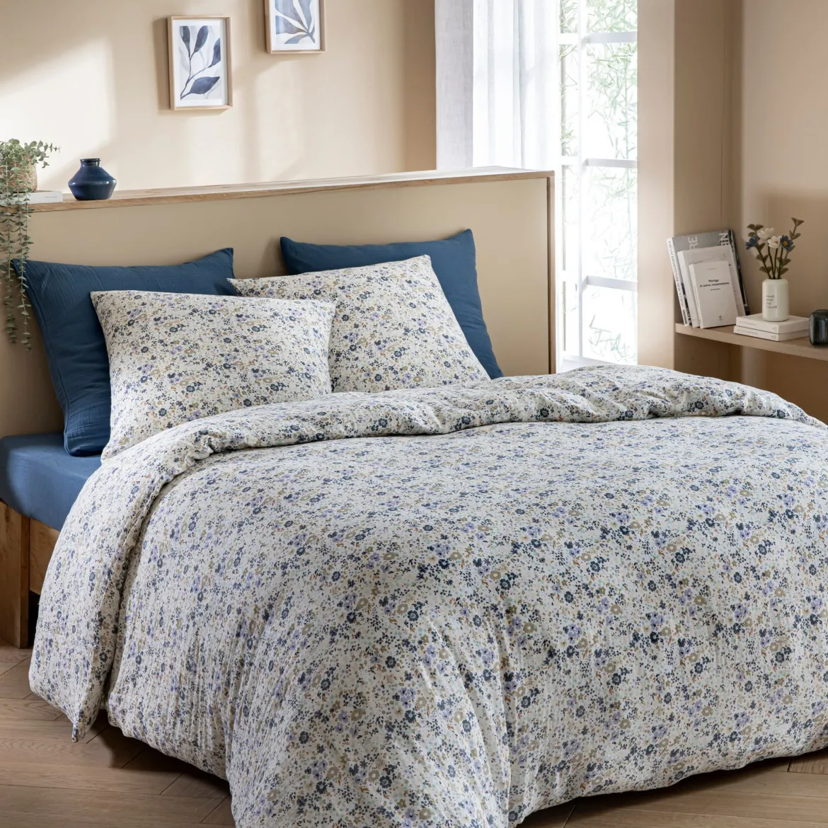 Housse de couette gaze de coton à fleurs bleues Terre de Nuit