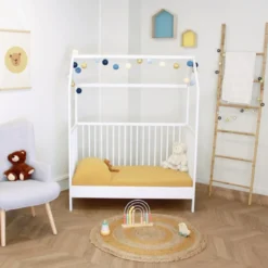 Lit bébé cabane évolutif en bois massif 60x120