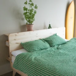 Lit en pin massif RETREAT BED bois clair + matelas futon COMFORT écru