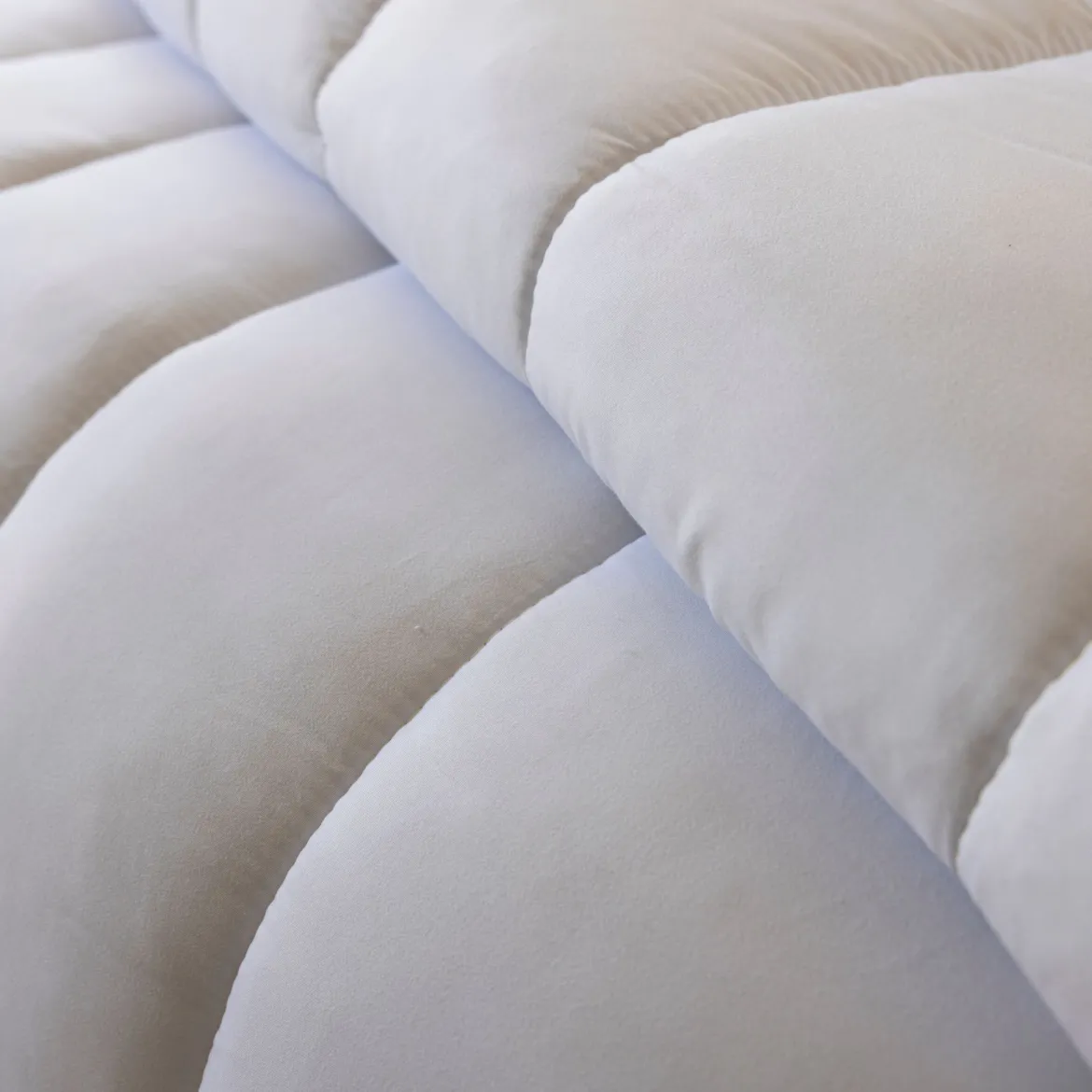 Pack couette chaude hiver et oreiller anti-acariens et anti-bactériens