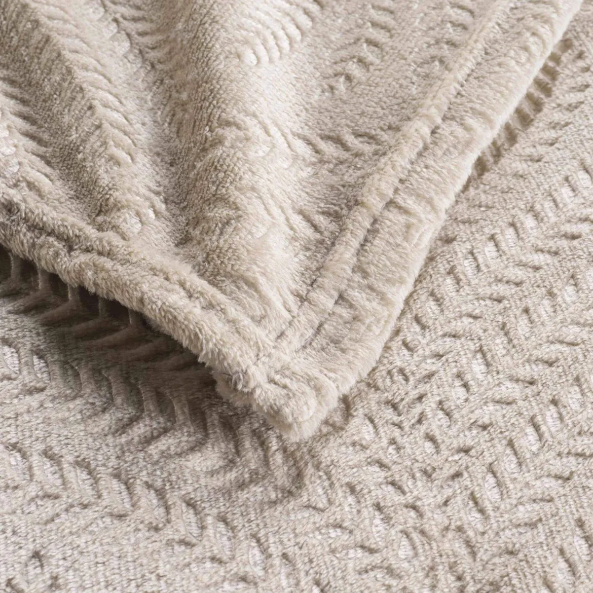 Plaid flanelle relief unie Nelia
