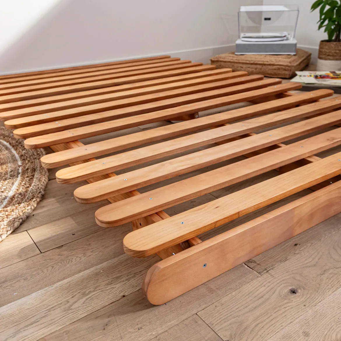 Structure futon en bois massif