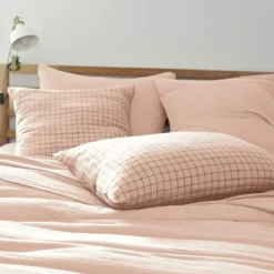 Taie d'oreiller à carreaux double gaze de coton rose