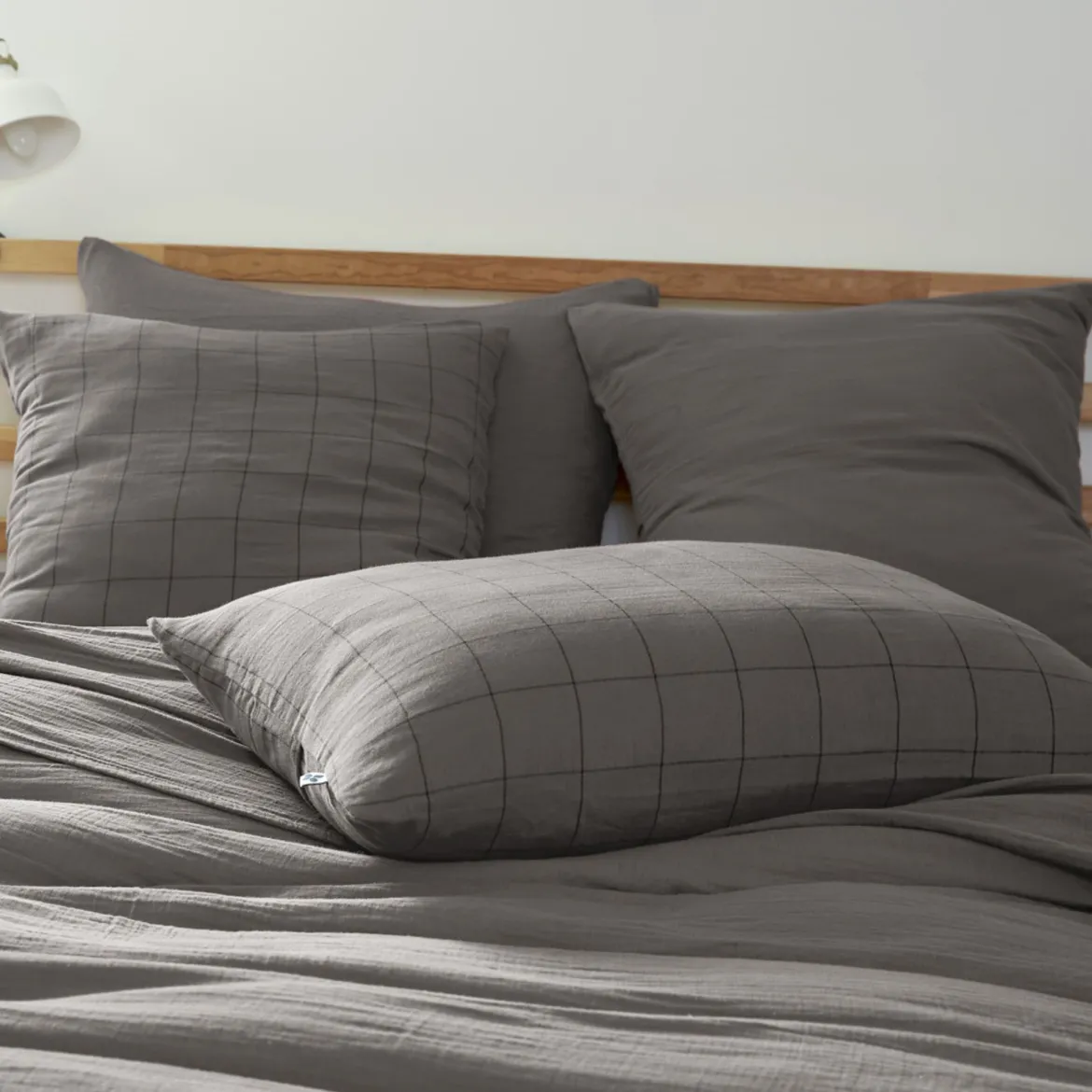 Taie d'oreiller double gaze de coton grands carreaux Terre de Nuit